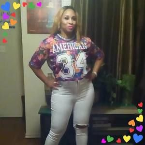 Meet your Posher, Nicole